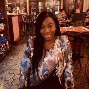 Meet your Posher, Ashley